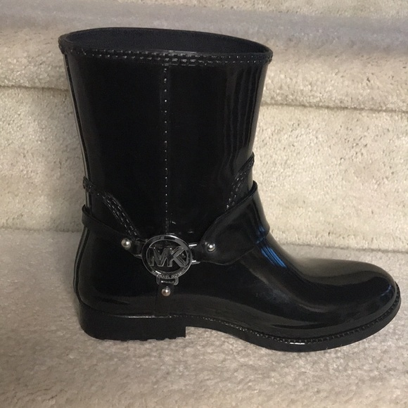 Michael Kors Fulton Harness Rain Boots - Picture 10 of 13